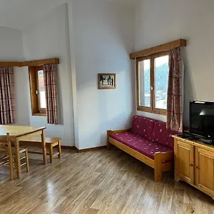  Apartment La Saboia Sleep 8 Private Sauna Lounge Dining 2 Bathrooms Kitchen 2 Balconies In Out France
